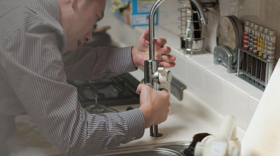 Professional emergency plumbing in Stoutsville, MO